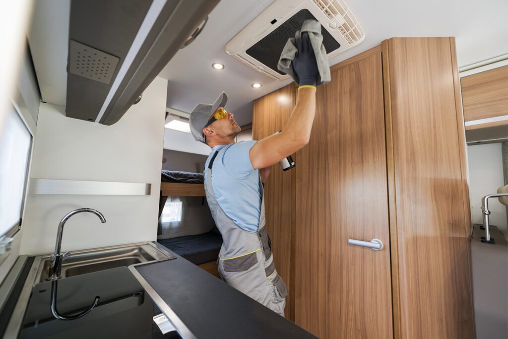 Assistenza Climatizzatori Frigoriferi Roulotte Lazio